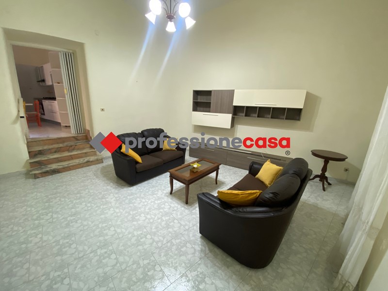 Trilocale in Affitto a San Nicola la Strada, 450&euro;, 80 m², arredato