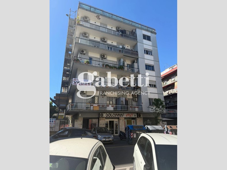 Trilocale in Vendita a Roma, 349'000&euro;, 115 m²