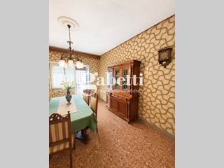 Trilocale in Vendita a Roma, 349'000&euro;, 115 m²