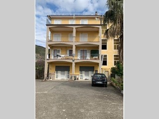 Appartamento in Vendita a Santa Maria del Cedro, 100 m²