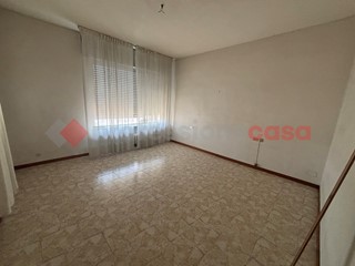 Trilocale in Vendita a Taranto, 85'000&euro;, 110 m²