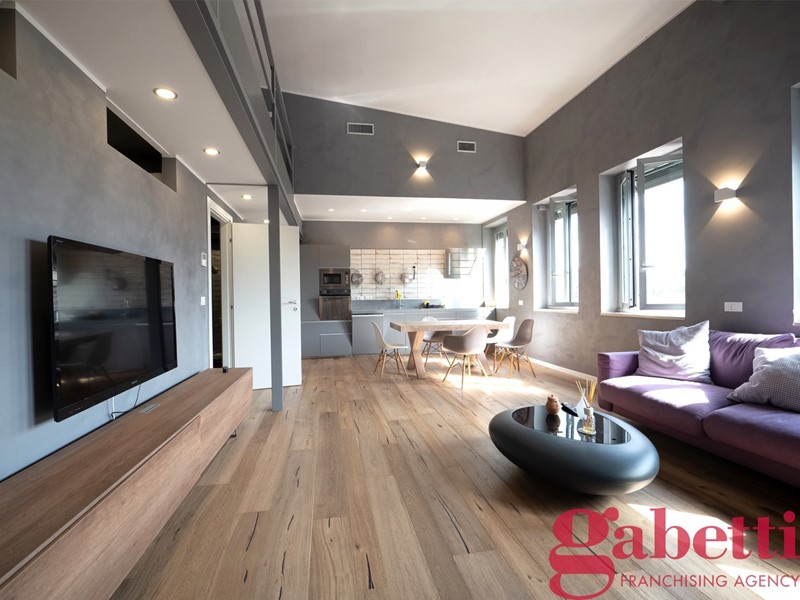 Bilocale in Affitto a Milano, 1'200&euro;, 79 m², arredato