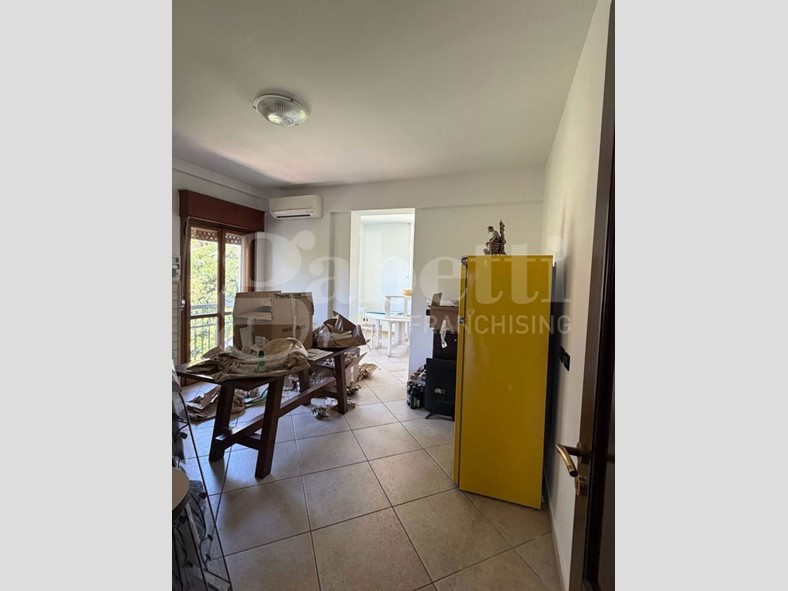 Quadrilocale in Affitto a Palermo, 1'100&euro;, 125 m²