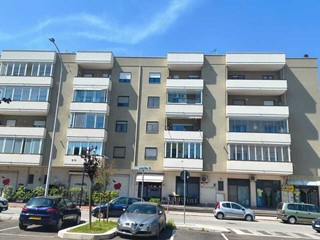 Trilocale in Vendita a Monopoli, zona PERIFERIA SUD, 400'000&euro;, 122 m²