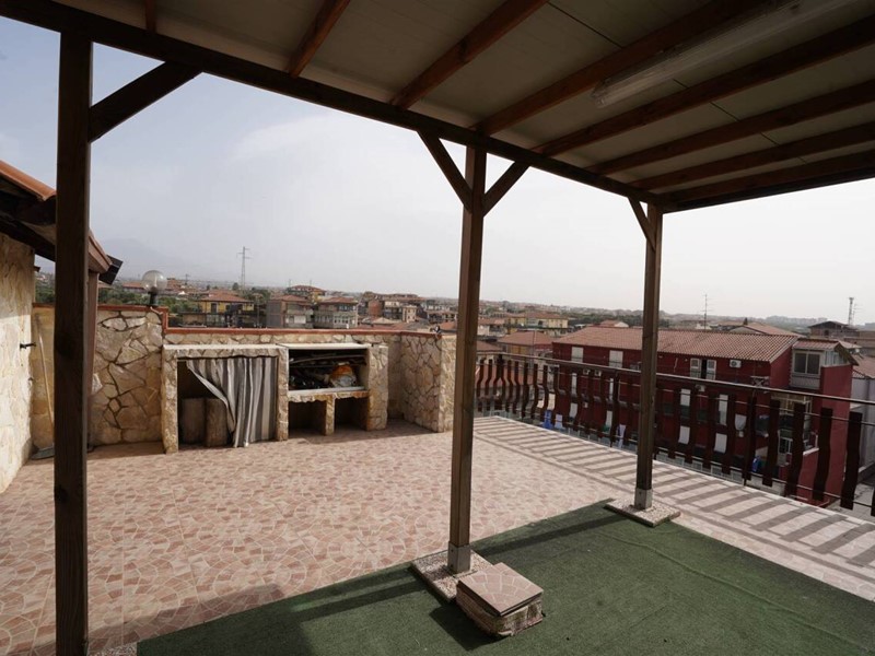 Trilocale in Vendita a Misterbianco, zona LINERI, 70'000&euro;, 75 m²