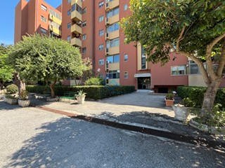 Trilocale in Vendita a Catanzaro, zona il Corvo, 98'000&euro;, 105 m²