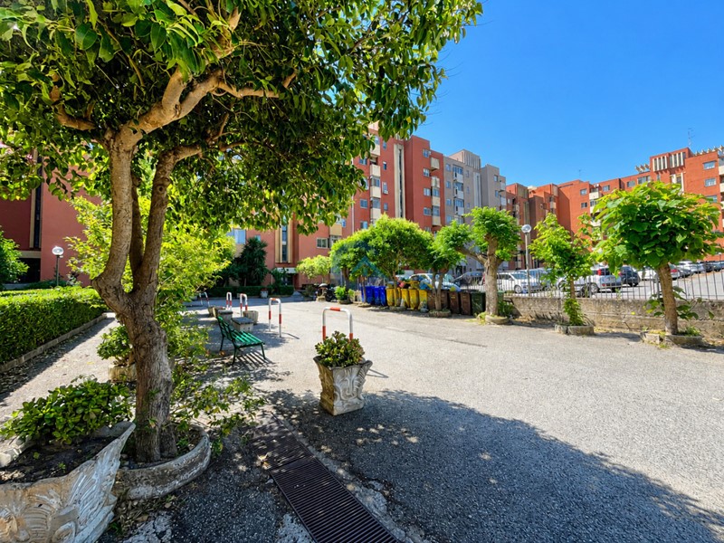 Trilocale in Vendita a Catanzaro, zona il Corvo, 93'000&euro;, 105 m²