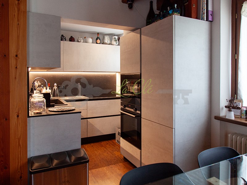 Bilocale in Affitto a Morgex, zona Ruine, 62 m², arredato