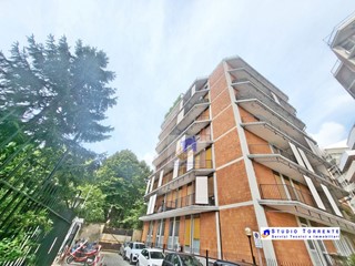 Bilocale in Vendita a Monza, 185'000&euro;, 55 m²