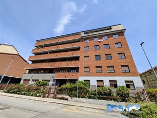 Trilocale in Vendita a Torino, 195'000&euro;, 111 m²