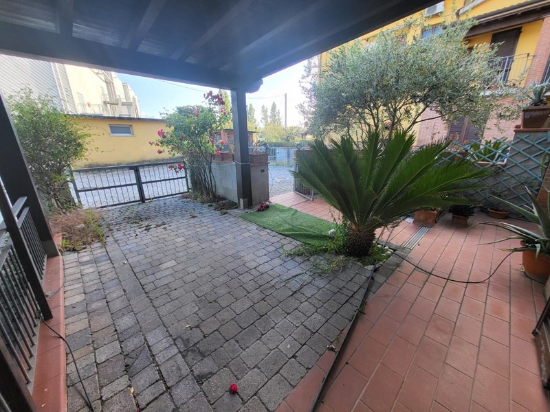 Bilocale in Vendita a Pontedera, 180'000&euro;, 54 m², arredato
