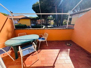 Trilocale in Vendita a Cecina, zona Cecina Marina, 215'000&euro;, 60 m², arredato