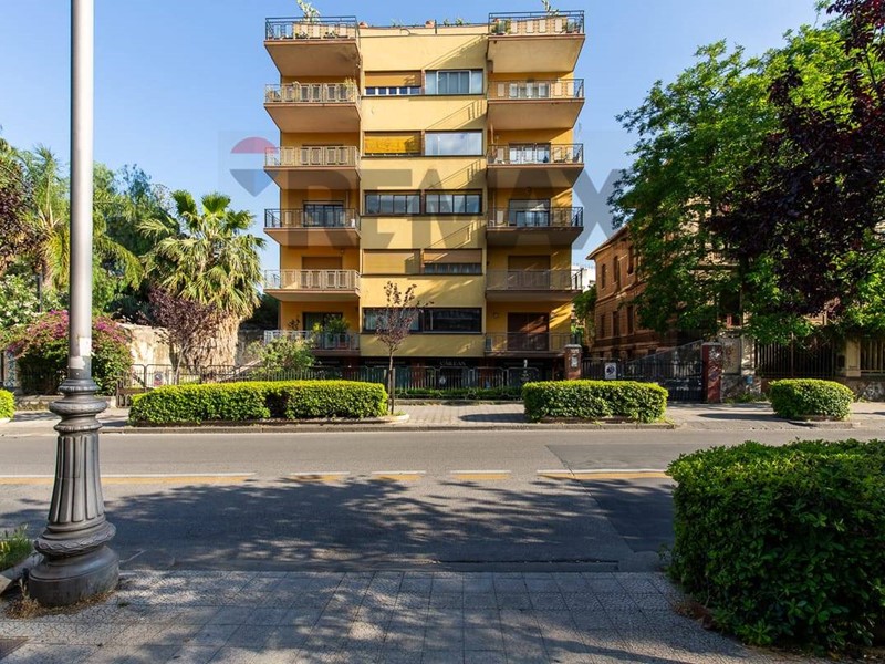 Quadrilocale in Vendita a Catania, 250'000&euro;, 95 m²