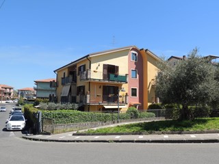 Quadrilocale in Vendita a Mascalucia, 210'000&euro;, 107 m²