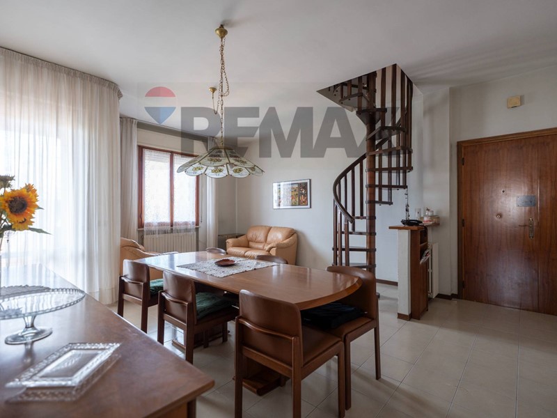 Appartamento in Vendita a Jesi, 187'000&euro;, 115 m²