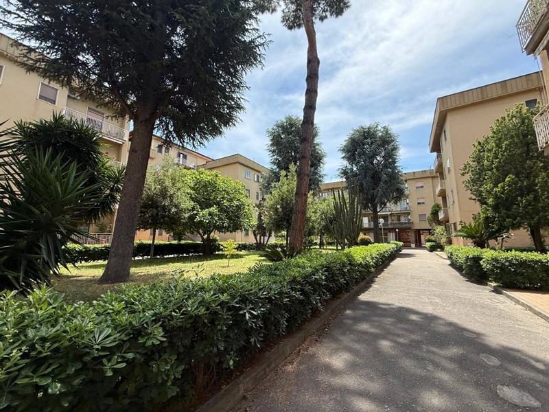 Appartamento in Vendita a Caserta, 183'000&euro;, 141 m²