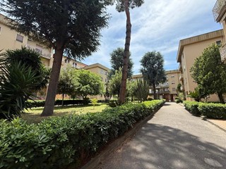 Appartamento in Vendita a Caserta, 183'000&euro;, 141 m²