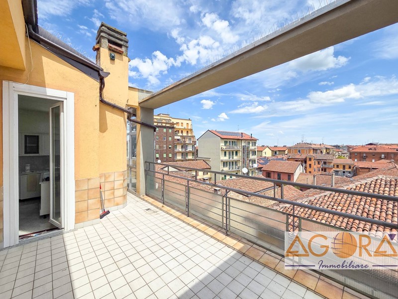Quadrilocale in Vendita a Tortona, 64'000&euro;, 89 m²