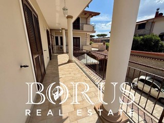 Appartamento in Affitto a Cesa, 650&euro;, 120 m²