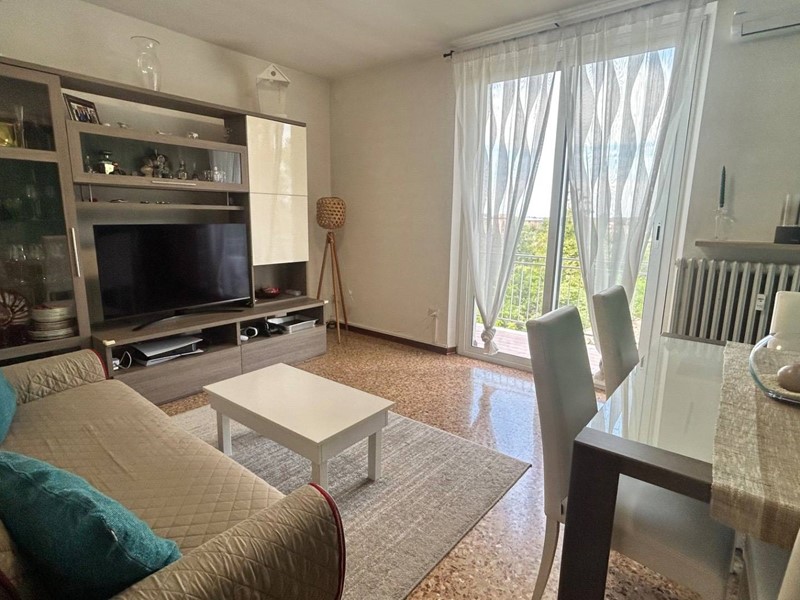 Trilocale in Vendita a Colorno, 135'000&euro;, 85 m²