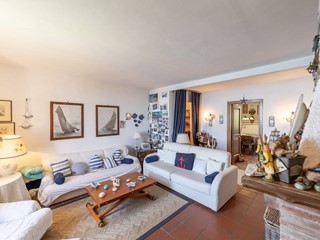 Appartamento in Vendita a Monte Argentario, 320'000&euro;, 109 m²