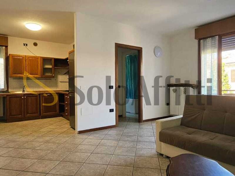 Appartamento in Affitto a Forlì, zona Bussecchio, 700&euro;, 90 m², arredato