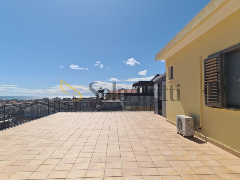 Trilocale in Affitto a Catanzaro, zona Fortuna, 425&euro;, 75 m²