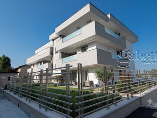 Quadrilocale in Vendita a Dairago, 303'000&euro;, 135 m²