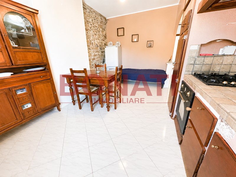 Trilocale in Vendita a La Spezia, zona Periferia Nord Ovest, 95'000&euro;, 69 m²