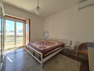 Quadrilocale in Affitto a Catanzaro, zona Lido Corso, 780&euro;, 90 m², arredato