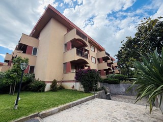 Quadrilocale in Vendita a Diano Marina, 295'000&euro;, 92 m², con Box