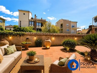 Quadrilocale in Vendita a Terni, 205'000&euro;, 370 m²