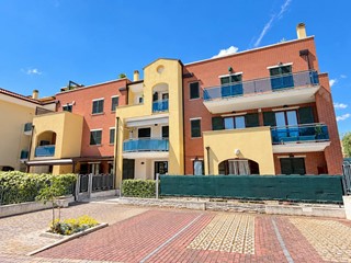 Trilocale in Vendita a Grottammare, 485'000&euro;, 102 m²