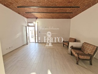 Quadrilocale in Vendita a Campi Bisenzio, zona Santa Maria, 260'000&euro;, 78 m²