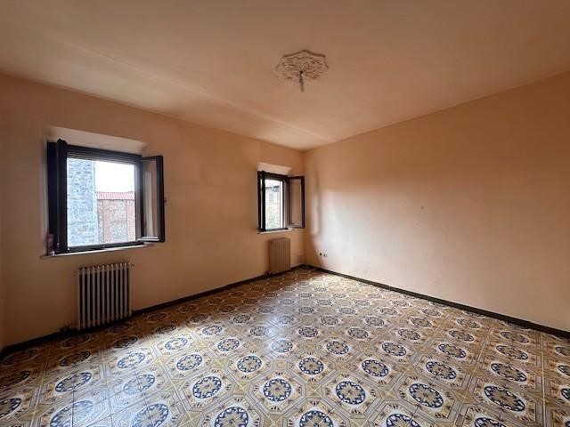 Quadrilocale in Vendita a Cascina, 145'000&euro;, 100 m²