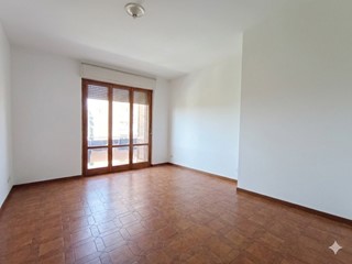 Appartamento in Vendita a Pisa, 270'000&euro;, 110 m², con Box