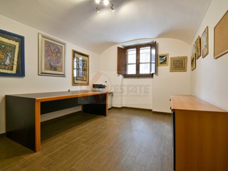 Trilocale in Vendita a Sassari, 58'000&euro;, 91 m²