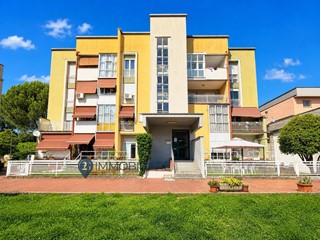 Quadrilocale in Vendita a Santo Stefano di Magra, 218'000&euro;, 110 m²