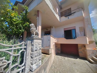 Trilocale in Vendita a Sezze, 98'000&euro;, 95 m²
