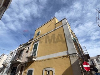 Appartamento in Vendita a Santeramo in Colle, 110'000&euro;, 150 m²