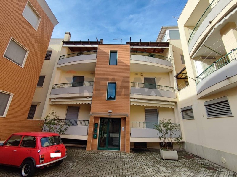 Trilocale in Vendita a Matera, 150'000&euro;, 81 m²