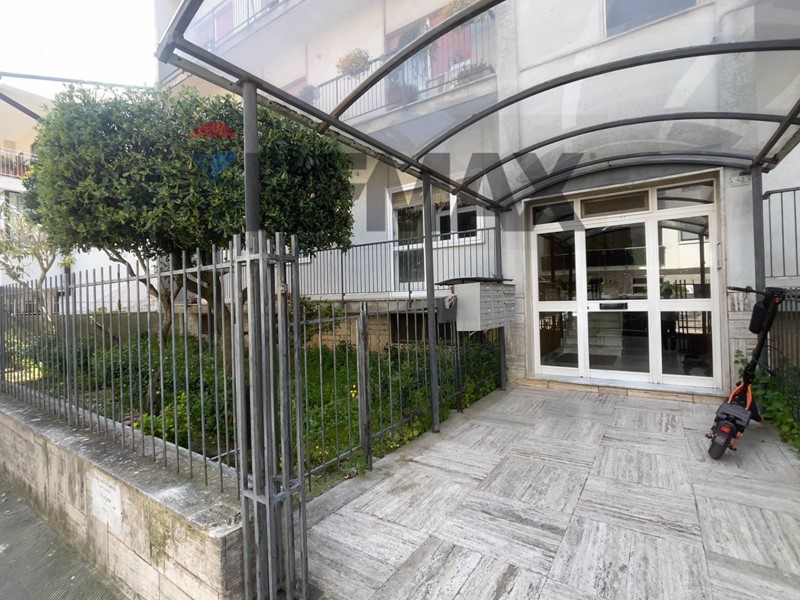 Quadrilocale in Vendita a Santeramo in Colle, 100'000&euro;, 150 m²
