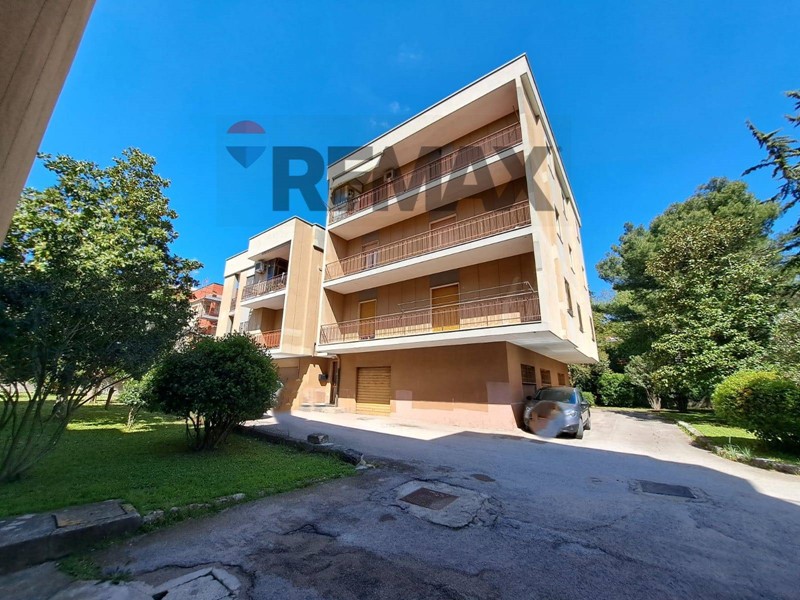 Appartamento in Vendita a Matera, 235'000&euro;, 151 m²