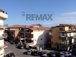 Quadrilocale in Affitto a Gravina di Catania, 660&euro;, 150 m²