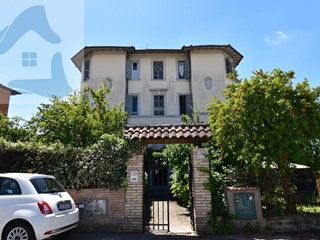 Appartamento in Vendita a Roma, 249'000&euro;, 108 m²
