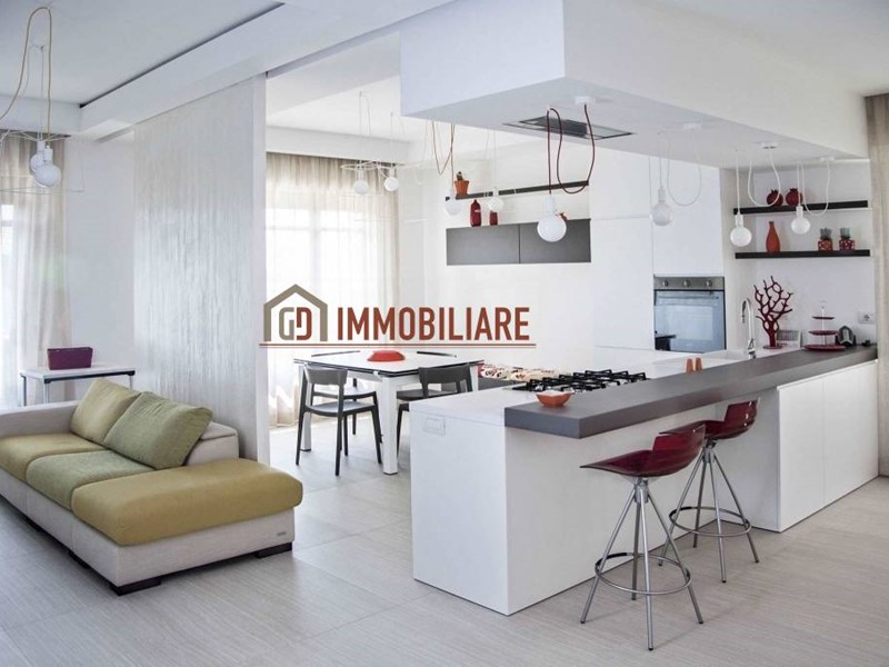 Attico in Vendita a Jesolo, 650'000&euro;, 92 m²