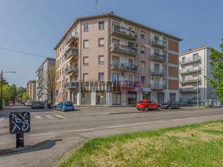 Trilocale in Vendita a Reggio Emilia, 79'000&euro;, 100 m²