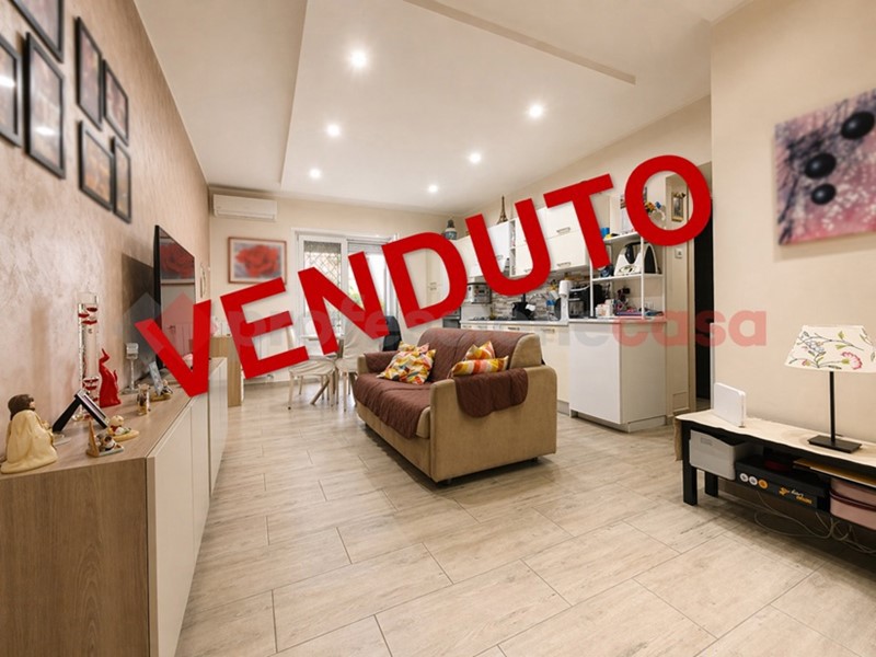 Trilocale in Vendita a Roma, 249'000&euro;, 75 m²