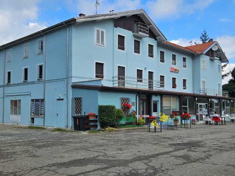 Appartamento in Vendita a Berceto, 72'000&euro;, 80 m², arredato