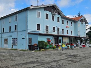 Appartamento in Vendita a Berceto, 72'000&euro;, 80 m², arredato